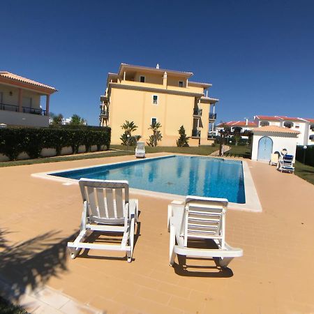 אלבופיירה Oura Beach T1 Apartment Coral , Close To The Strip, Swimming Pool, Wi Fi, A/C מראה חיצוני תמונה